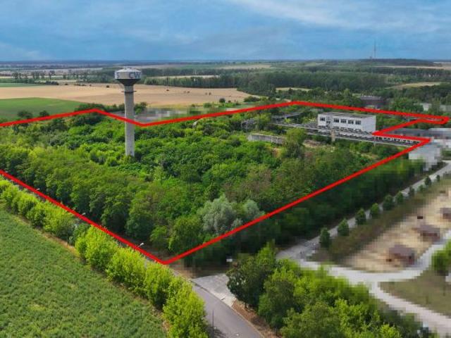 Provisionsfrei! Nähe A14 Vielseitiges Gewerbeareal auf 41.440m² mit Bunkeranlagen in Schönebeck