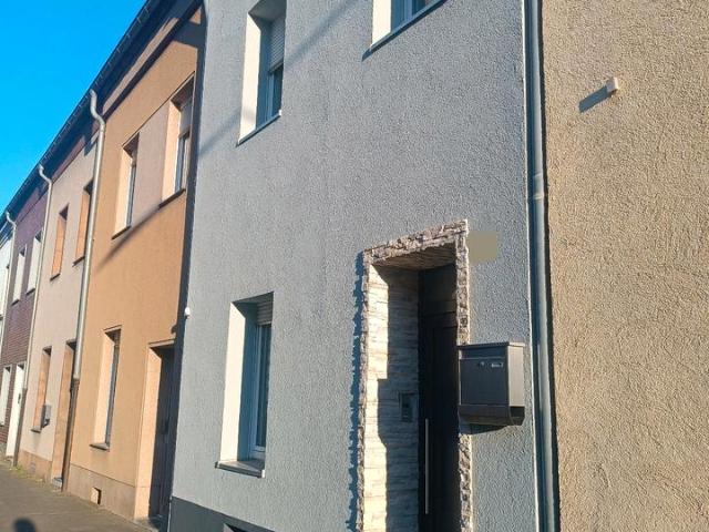 Provisionsfrei Reihenhaus mit Wintergarten
