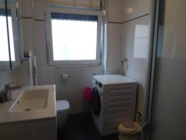 Provisionsfreie 3 Zimmer Wohnung mit Balkon in Bischofsheim