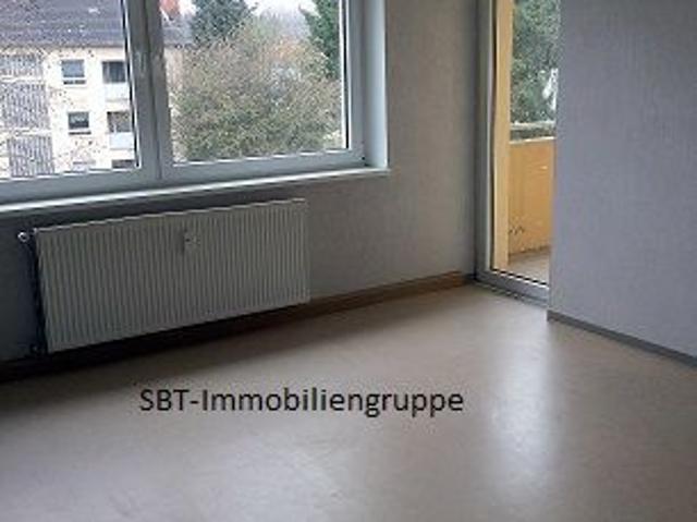 provisionsfreie* 4 Zimmer/Küche/Bad Wohnung in schöner Grünanlage in Lebach, Talstraße