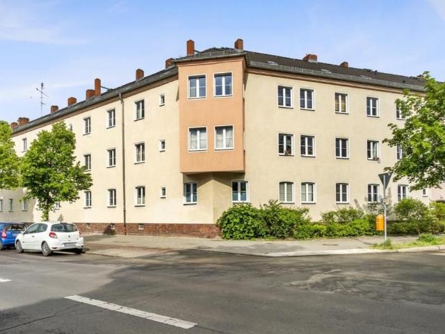 Provisionsfreie und gut vermietete 2 Zimmerwohnung in Berlin Tempelhof