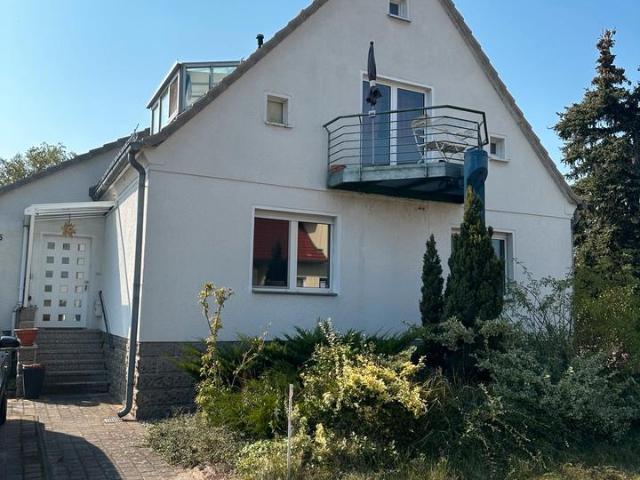 Provisionsfreies Einfamilienhaus mit Potenzial in ruhiger Lage