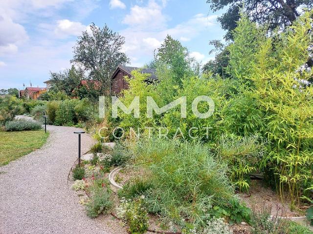 Provisionsfrei! 5 Zimmer mit Eigengarten in Ruhelage! Viele Extras erwarten Sie hier!