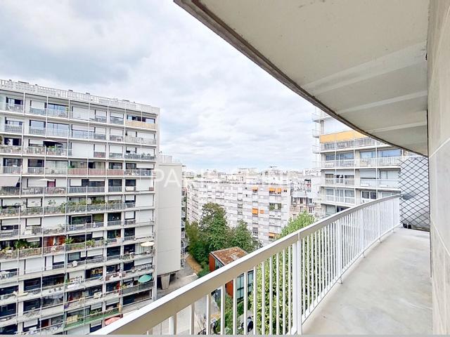 PROX MONTSOURIS*2 PIÈCES VIDE*RENOVÉ*ÉTAGE ÉLEVÉ* TERRASSE