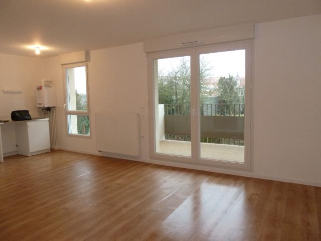 PROXIMITE CENTRE VILLE APPT TYPE 3 A LOUER