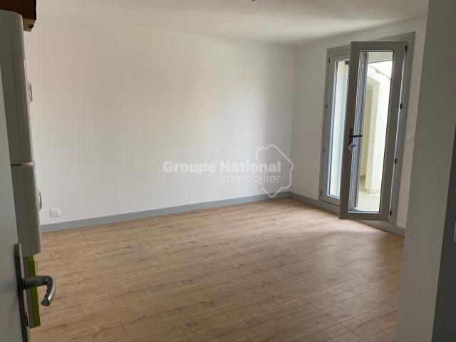 Proximité centre ville Valence studio 22 m² à louer