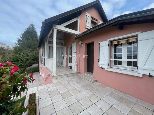 Proximite Oloron Charmante Maison D'habitation Type T5 Ave. 99m² Oloron Sainte Marie