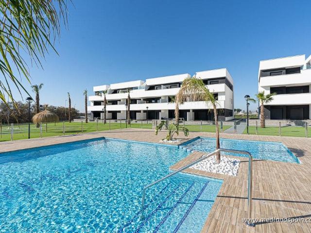 Proyecto único de apartamentos turísticos situado en El Raso. 103m² Guardamar del Segura