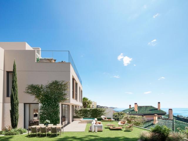 Proyecto de 4 viviendas en Monte Sancha, una de las zonas má. 275m² Málaga