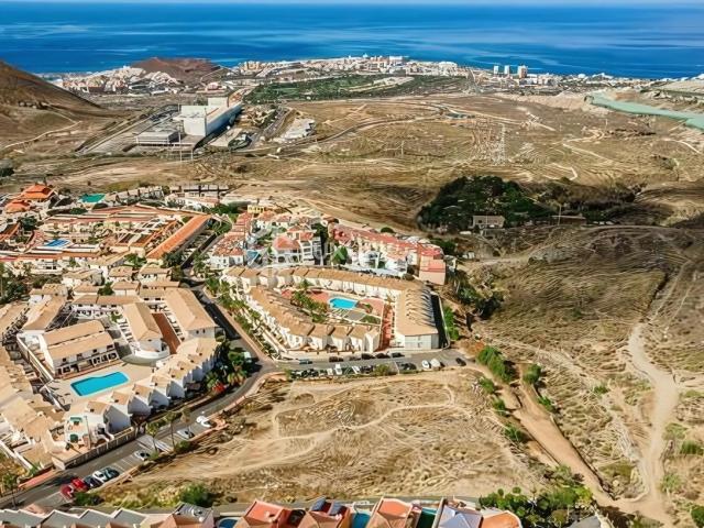 Proyecto de Centro Comercial con Licencia en Chayofa – Inver. 912m² Chayofa