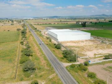 Proyecto Industrial ?nico cerca del Aeropuerto