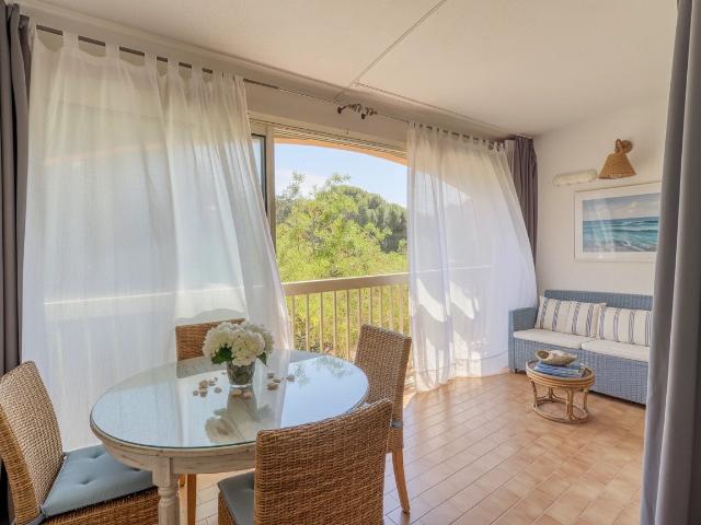 Proche Coudoulière Appartement T2/3 dans résidence avec piscine