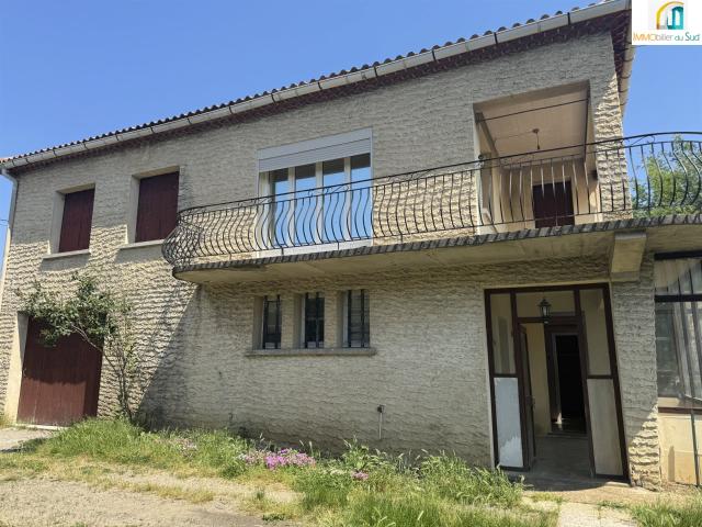 Proche Commerces Avec Joli Terrain De 1613 M2 Dont Une Parti. 90m² Saint Christol lez Alès