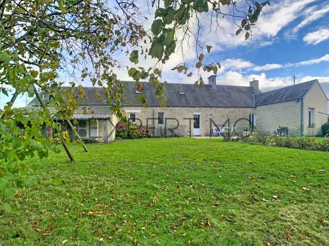 PROCHE COMMERCES ET ECOLES