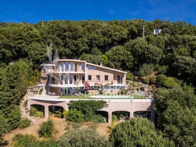 Proche Cabris Villa d'architecte vue panoramique mer