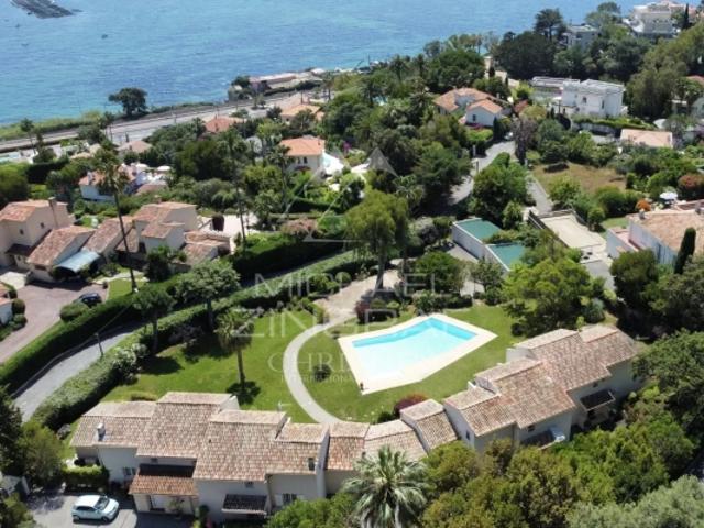 Proche Cannes Villa mitoyenne avec vue mer