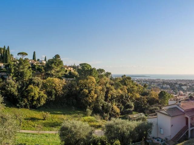 Proche Cannes 5 pièces neuf dernier étage vue mer terrasse. 157m² Le Cannet