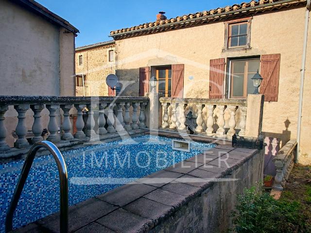PROCHE CARCASSONNE Maison en pierre de 135 m2, 4 chambres, atelier, piscine atypique