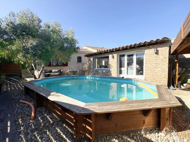 PROCHE CARCASSONNE Maison 108 m2 4 Chambres Terrain 607 m2 Piscine