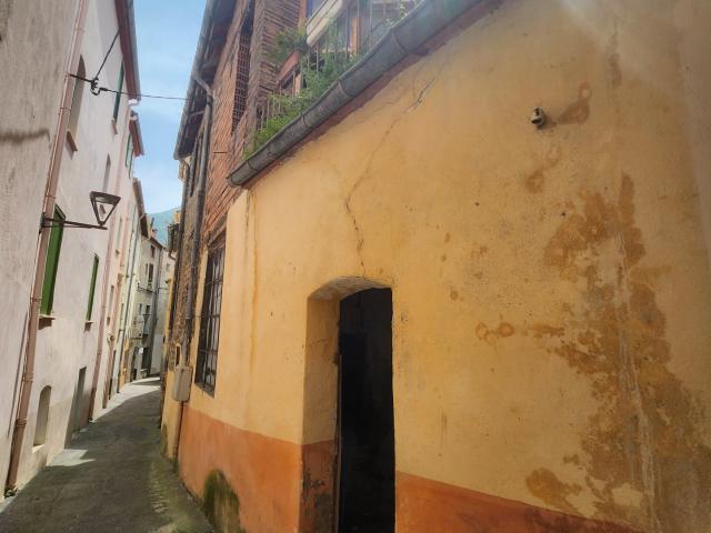 Proche centre village ARLES SUR TECH