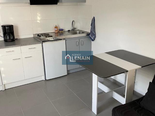 proche centre ville appartement 32 m² comprenant.