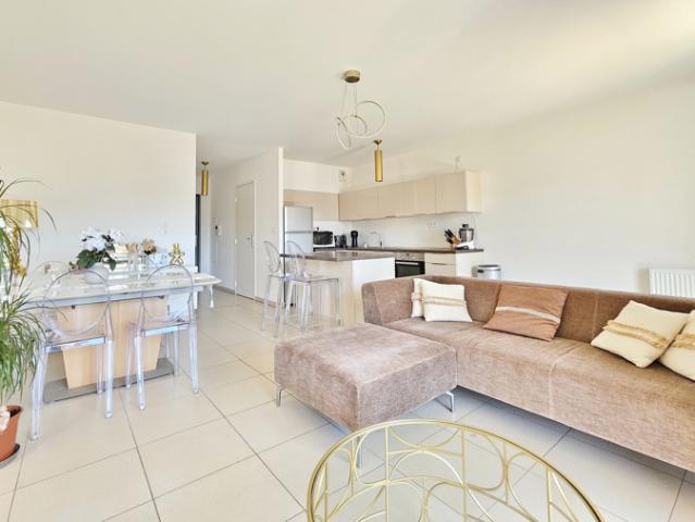 PROCHE AJACCIO T2 récent 48m2