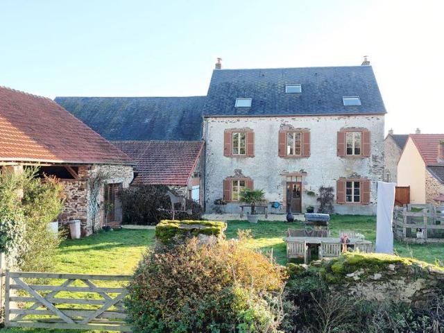 Proche Boussac 264m² Boussac