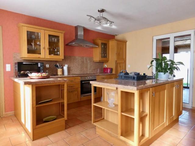 Proche Breteuil maison rénovée 6 pièces