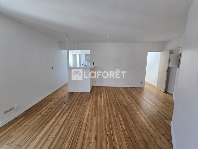 Proche Gare Appartement entièrement rénové 48m2 48m² Granville