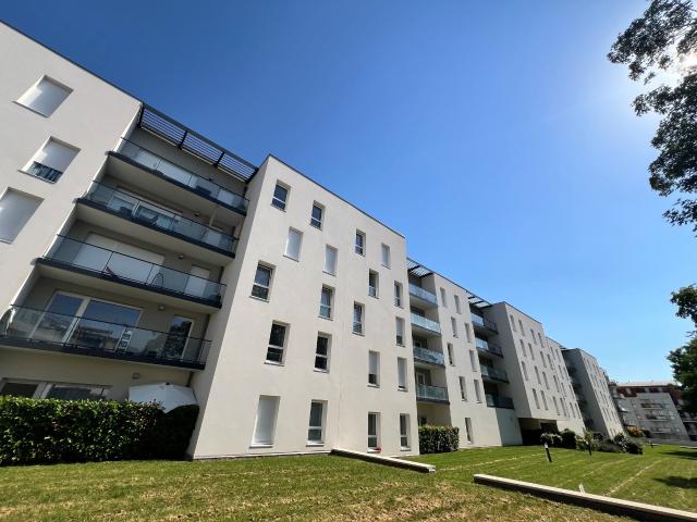 PROCHE GARE RESIDENCE DE STANDING 2016 APPARTEMENT TYPE 2 DE 50m2 + TERRASSE + PARKING COUVERT