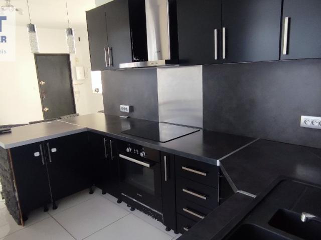 PROCHE GARE SNCF APPARTEMENT F4 DE 72.72M2