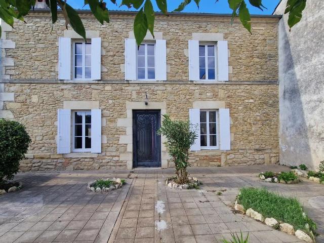 PROCHE GIRONDE SUR DROPT MAISON EN PIERRE 3 CHS DEPENDAN