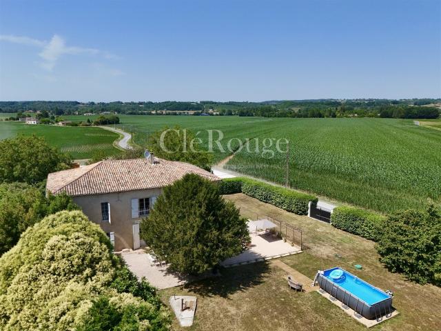 Proche d’Eymet – Spacieuse maison de caractère de 4 chambres 303m² Eymet