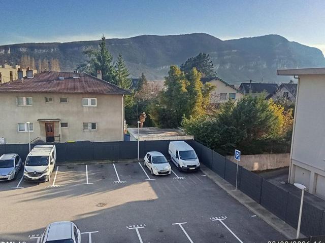 Proche douane Moellesullaz