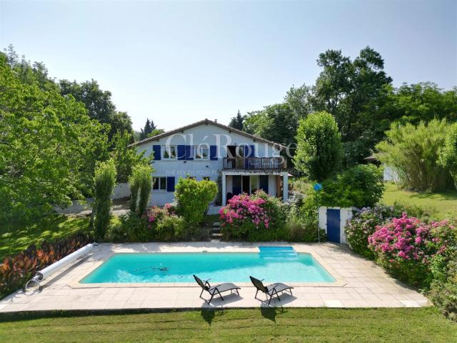 Proche d'Eymet Maison de 5 chambres avec piscine Idéale fa. 265m² Eymet