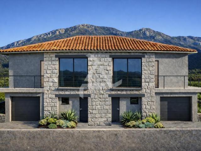 PROCHE DE LA MER, VILLA T5 3 CÔTÉS RE2020 AVEC GARAGE DANS R