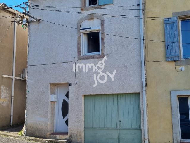 proche de Narbonne Maison de village rénovée