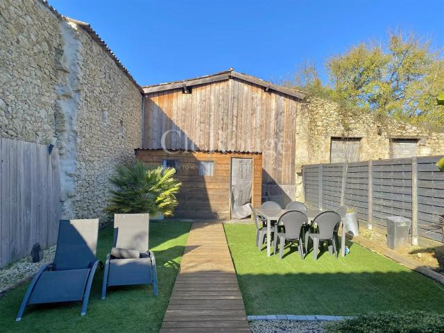 Proche de Sauveterre de Guyenne et de La Réole Jolie maiso. 126m² Sauveterre de Guyenne