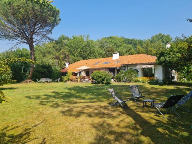 Proche Hossegor, Grande Maison Familiale Au Calme 227m² Seignosse