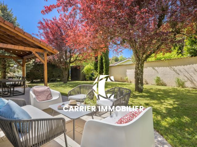 PROCHE HYPER CENTRE GENAS | MAISON FAMILIALE AU CALME ENVIRONNEMENT RÉSIDENTIEL