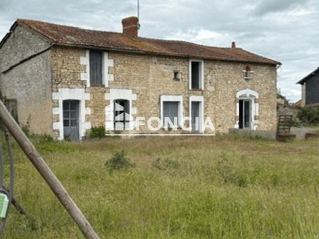 Proche loudun maison et dependances