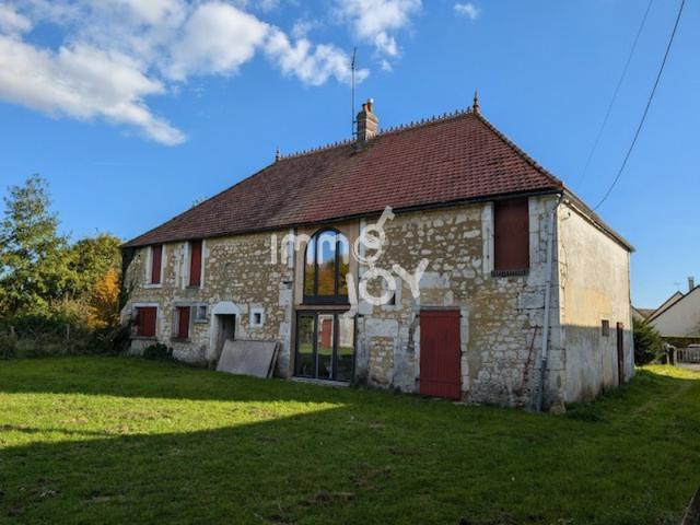 Proche Mortagne au Perche, en hameau, ensemble de 2 maisons