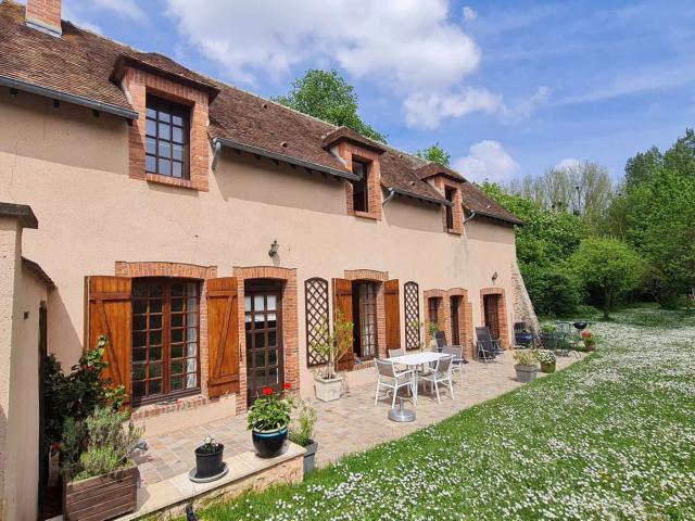 Proche MAINTENON Maison ancienne du 19ème