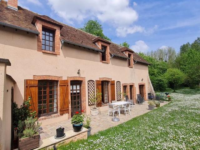 Proche MAINTENON Maison ancienne du 19ème