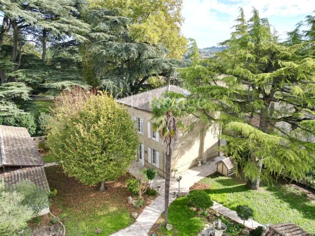 Proche Marmande Propriété de caractère à rénover 177m² Marmande