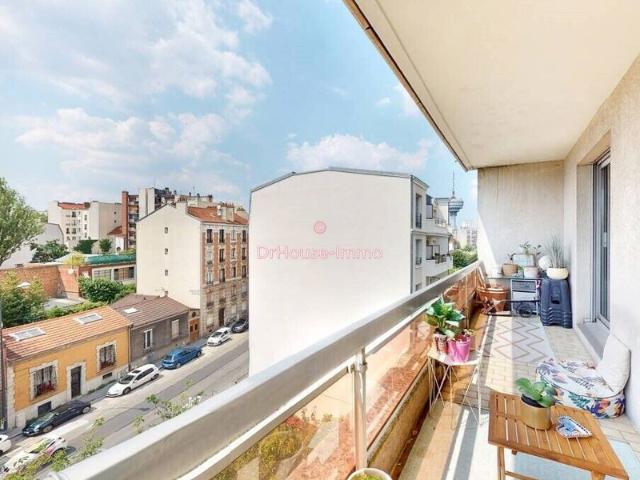 Proche métro L11 avec balcons