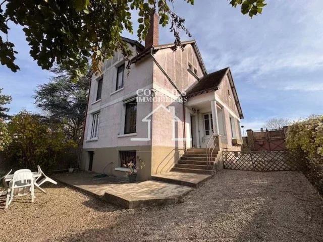 PROCHE SAINT JULIEN DU SAULT