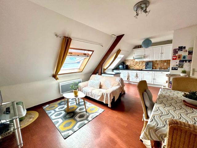 PROCHE PLACE TURENNE