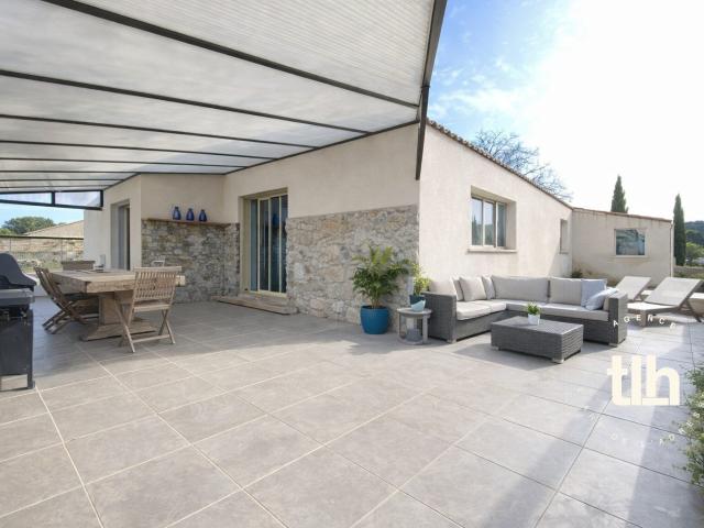 Proche Quissac À VENDRE Maison T6 de 250m² sur 2500m² de t. 251m² Logrian Florian