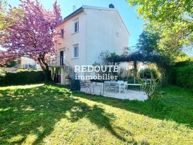 Proche Reims, à Tinqueux de 4 chambres, jardin et garage